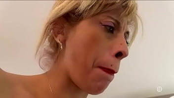 Zora Benlokbi Se Fait Une Double