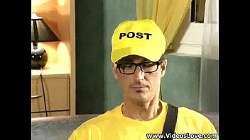 Postman Got A Chance To FUCK Postman Got A Chance To FUCK