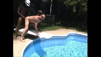 0003-POOLPOUNDAHZ1clip3 0003-POOLPOUNDAHZ1clip3