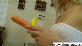 Amateur Teen Girl Masturbate With Dildo Clip-14