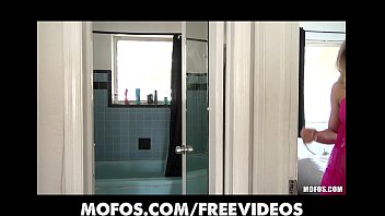 Stunning Sexy Blonde Amateur Masturbates In Her Bathroom