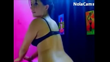 XXX Webcam Porn Amateur Teases And Strips XXX Webcam Porn Amateur Teases And Strips
