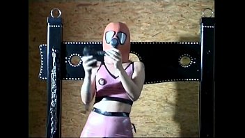 Super Sexy Girl Ties Herself Up Super Sexy Girl Ties Herself Up