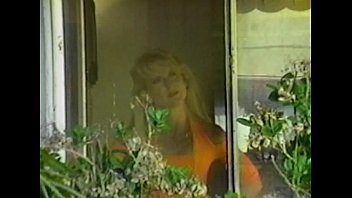 LBO – Mr. Peepers Amateur Home Video Vol79 – Scene 3