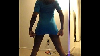Pussy Poppin With No Panties On Pussy Poppin With No Panties On