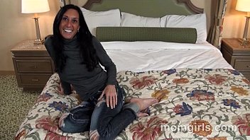 Tanned Sexy Milf Sucking Cock And Taking It From Behind Tanned Sexy Milf Sucking Cock And Taking It From Behind