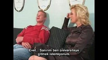 Bayan Caroline Turkce Alt Yazi Eklenmis(kartonadult'_dan Alinti) Bayan Caroline Turkce Alt Yazi Eklenmis(kartonadult'_dan Alinti)