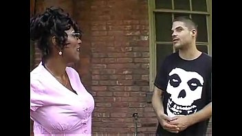 Ebony African MILF Ebony African MILF
