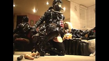 Roxina2010BondageandLatex240510XXL.WMV Roxina2010BondageandLatex240510XXL.WMV