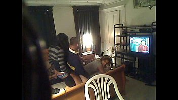 2 CUZINS N A NI99A 2 CUZINS N A NI99A