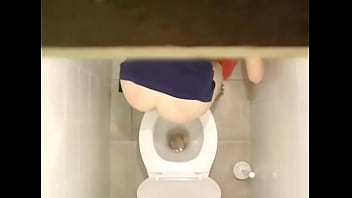 Masturbation Dans Les Toilettes Au Travail Masturbation Dans Les Toilettes Au Travail