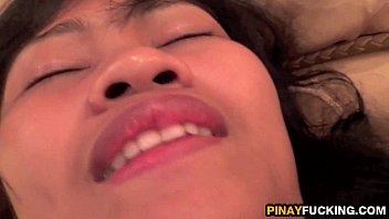 Asian Amateur Rims And Blows While Masturbating Asian Amateur Rims And Blows While Masturbating