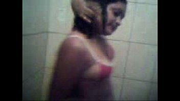 ARLETH LAGUNA EN EL BA&Ntilde_O