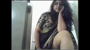 Indian Aunty Stripping