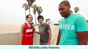 Smooth Guy Pays Amateur Chick For Sex 2 Smooth Guy Pays Amateur Chick For Sex 2