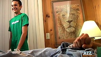 Bi Skater Eats Straight Cum Bi Skater Eats Straight Cum