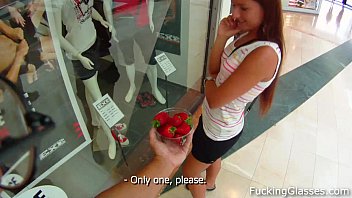 Sweet Strawberry Promesita Fuck In A WC Sweet Strawberry Promesita Fuck In A WC