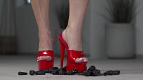 4K HOT FOOTFETISH! Crushing Fruits With Bare Feet And High Heels!
