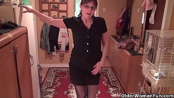 Mature Milf Masturbates Secretly Mature Milf Masturbates Secretly