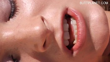 Cute Model Extreme Squirt Cute Model Extreme Squirt