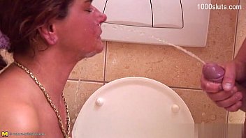 Young Girl Anal Fisting
