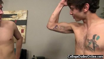 Amazing Twinks He Admires Zaden&#039_s Giant Penis Before Getting A