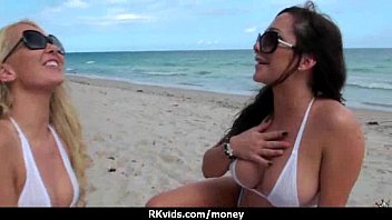 Hottie Gets Naked And Has Sex In Public For Cash 4 Hottie Gets Naked And Has Sex In Public For Cash 4