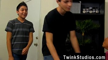 Twinks XXX Conner Bradley Loves To Share His Lengthy Lad Stiffy With Twinks XXX Conner Bradley Loves To Share His Lengthy Lad Stiffy With