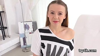 Erotic Girl Gives Blowjob In Pov And Gets Narrow Snatch Shagged