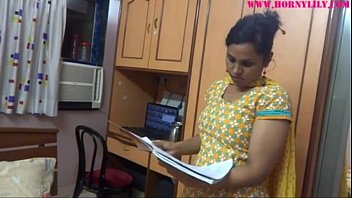 Amateur Indian Babe Sexy Lily Hot Videos Amateur Indian Babe Sexy Lily Hot Videos
