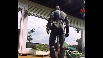 RubberOxxxInTurnedDownRubberBoots2003.WMV RubberOxxxInTurnedDownRubberBoots2003.WMV