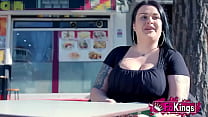 They All Want An Encore: SUPER BUSTY Sandra Makes A Public Sex Comeback!