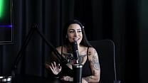 Escreveu Um Livro De Romance Com Sadomasoquismo, Perdeu A Virgindade Nova, &eacute; Bissexual E Fica Toda Molhadinha Tendo Fetiches Com Transsexual Lexi Mallet (SHEER/RED)